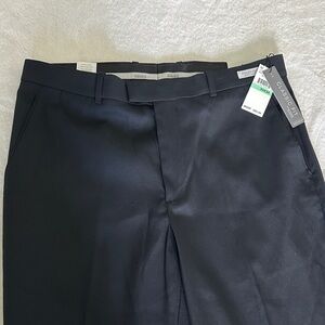 Travel Luxe Classic fit  Fit Trousers NWT